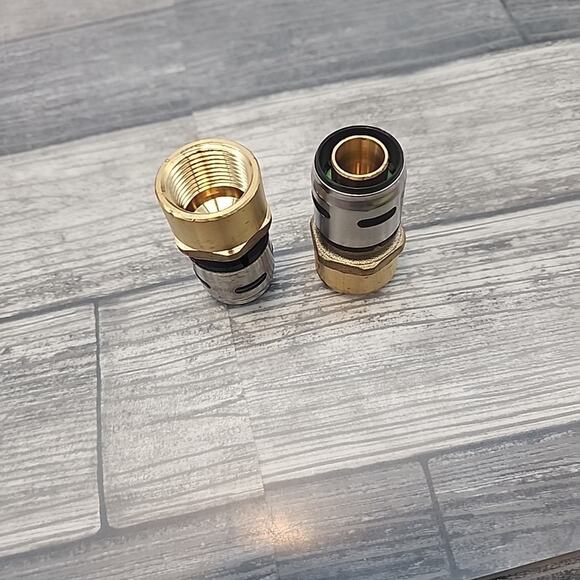 SharkBite EvoPEX Push-to-Connect 3/4" x 3/4" FNPT Coupling 2Packs of 2ct ea[108] - Picture 9 of 13